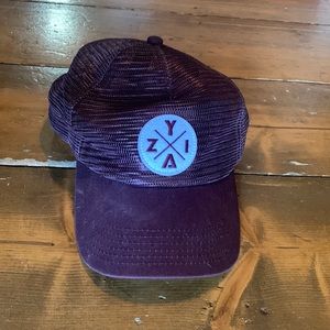 Zyia Mesh Hat
